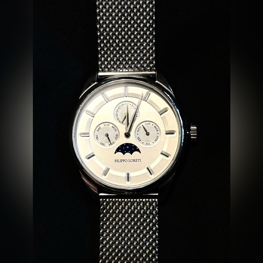 Akribos Venice Moonphase